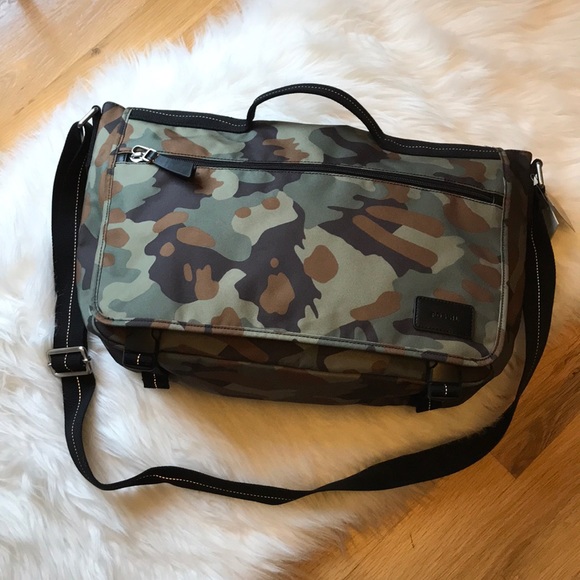 Fossil Other - Fossil Travis Bookbag Camouflage